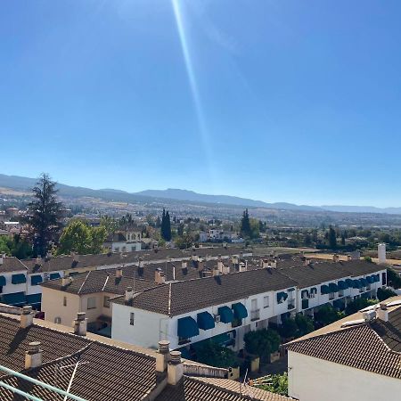 Piso Turistico Huetor Vega Apartman Kültér fotó